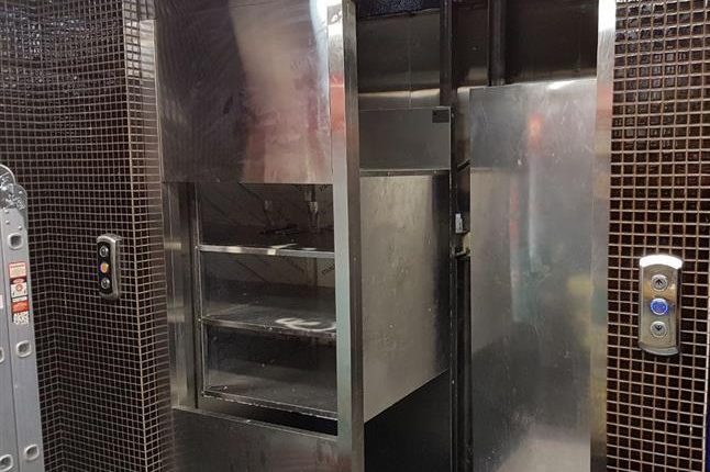 بالابر رستوران