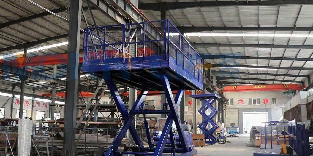 بالابر کارخانه