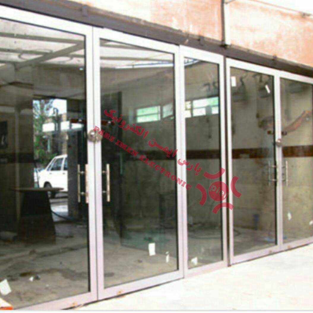 درب اتوماتیک شیشه ای